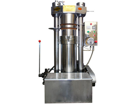 為什么液壓榨油機(jī)能夠得到廣大客戶的青睞呢？(圖1)